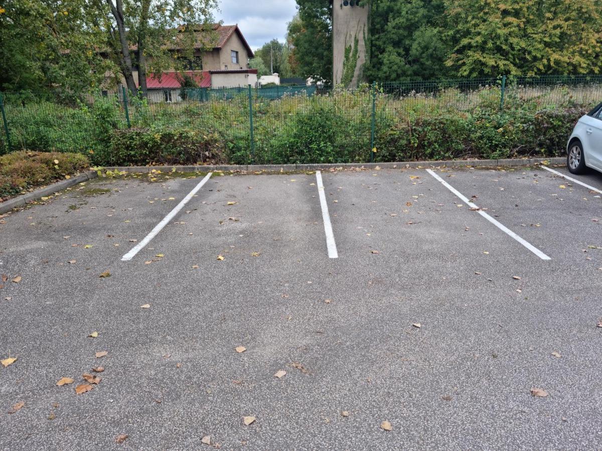 Beaune Appartement Avec Parking Et Wifi Gratuit Esterno foto