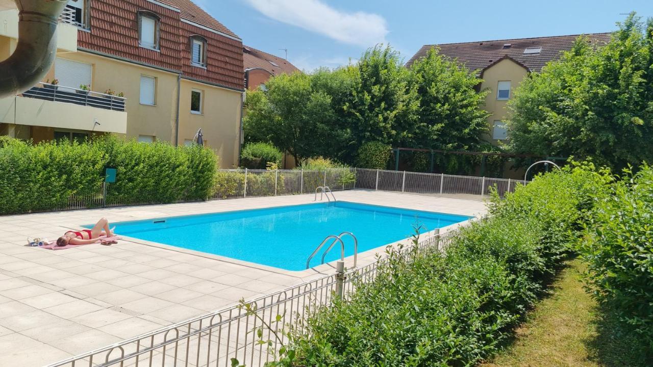 Beaune Appartement Avec Parking Et Wifi Gratuit Esterno foto